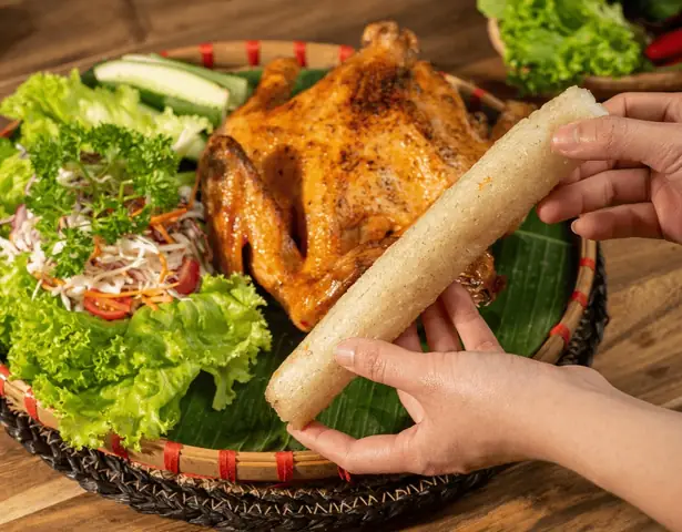 10 Quán Gà Nướng Cơm Lam Đà Lạt Ngon & View Xịn