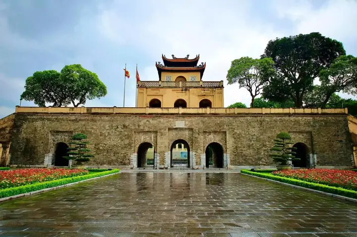 Gần Lăng Bác Hồ Có Gì Chơi? Bảng Danh Sách 15+ Địa Điểm Không Thể Bỏ Gần Lăng Bác Hồ Có Gì Chơi? Bảng Danh Sách 15+ Địa Điểm Không Thể Bỏ