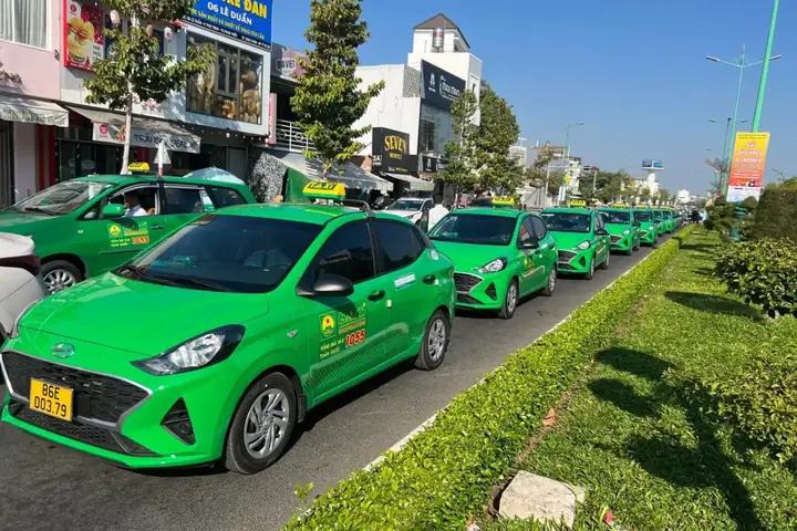 Bảng Giá Taxi Mai Linh Toàn Diện: Cước Phí 4 Chỗ, 7 Chỗ Và Mẹo Sử Dụng
