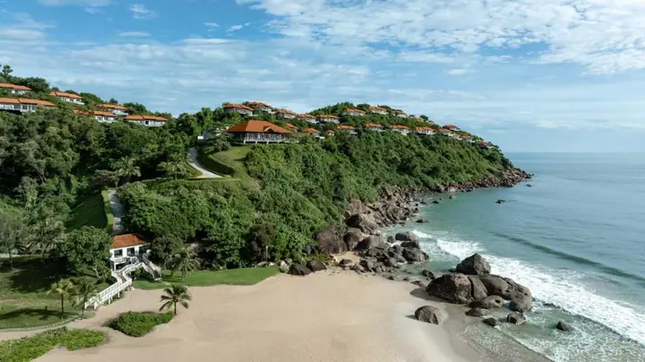 Banyan Tree Lăng Cô Huế: Đánh Giá Chi Tiết Về Giá Phòng, Tiện Nghi Và Trải Nghiệm Nghỉ Dưỡng
