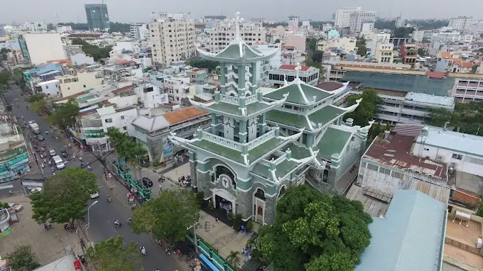 Giáo Xứ Đa Minh Ba Chuông: Địa Chỉ, Giờ Lễ & Kiến Trúc Giáo Xứ Đa Minh Ba Chuông: Địa Chỉ, Giờ Lễ & Kiến Trúc