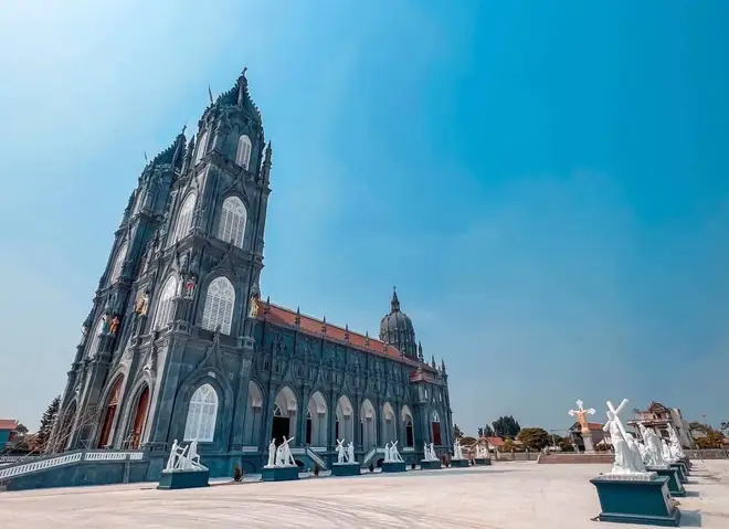 Giáo Xứ Trà Cổ Móng Cái: Review Chi Tiết Và Hướng Dẫn Tham Quan