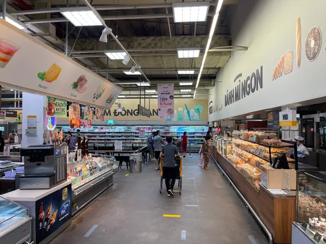 Đánh Giá Chi Tiết Siêu Thị Emart: Trải Nghiệm Mua Sắm Và Ẩm Thực Lý Tưởng Cho Du Khách