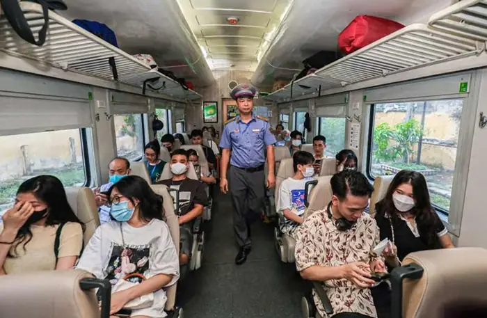 Tàu Hà Nội Hải Phòng: Lịch Chạy, Giá Vé & Hướng Dẫn Đặt Vé Chi Tiết