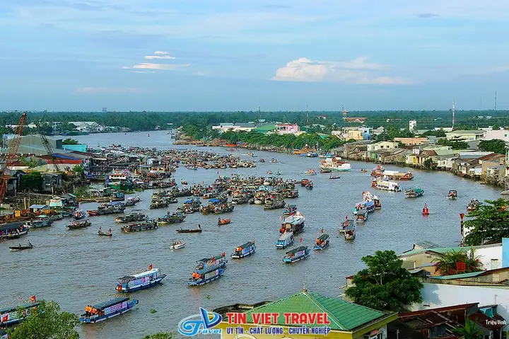 Khám Phá Chợ Nổi Cái Răng: Nét Đặc Sắc Miền Tây
