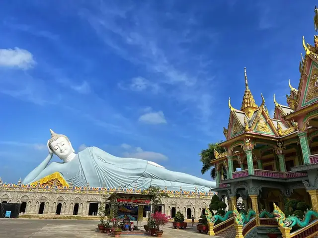 Khám Phá Sóc Trăng: Điểm Đến Văn Hóa - Tín Ngưỡng Độc Đáo Của Đất Mũi