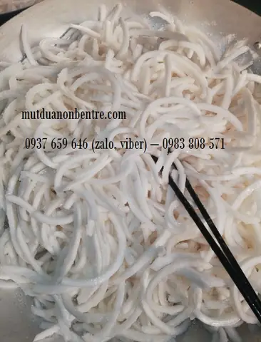 Mứt Dừa Non Bến Tre: Cẩm Nang Toàn Diện Về Đặc Sản Ngon Nhất Miền Tây