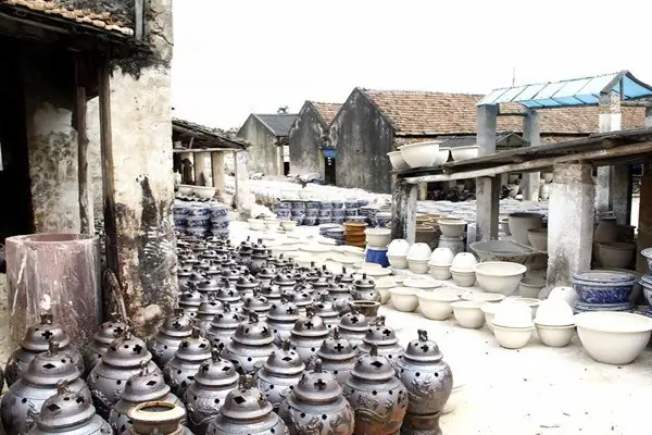 Khám Phá Lịch Sử Và Nét Đặc Sắc Của Làng Gốm Bát Tràng