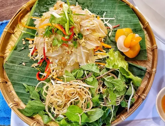 Gỏi Cá Mai Vũng Tàu: Trải Nghiệm Ẩm Thực Đậm Chất Biển Tại Quán Vườn Xoài Gỏi Cá Mai Vũng Tàu: Trải Nghiệm Ẩm Thực Đậm Chất Biển Tại Quán Vườn Xoài