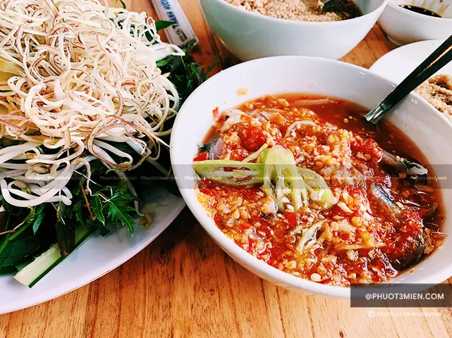 Cẩm Nang Trọn Vẹn Về Gỏi Cá Nam Ô Thanh Hương: Hương Vị Đậm Đà Từ Biển Đông Cẩm Nang Trọn Vẹn Về Gỏi Cá Nam Ô Thanh Hương: Hương Vị Đậm Đà Từ Biển Đông