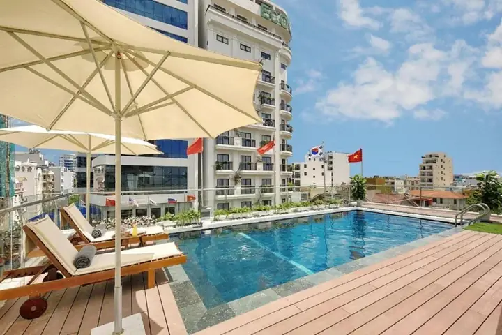 Khám Phá Grand Sea View Hotel – Đánh Giá Chi Tiết Cho Du Khách