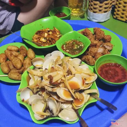 Top 5 Hàng Ốc Ngon Hà Nội: Đánh Giá Chi Tiết Từ Đồng Hành Cùng Du Khách