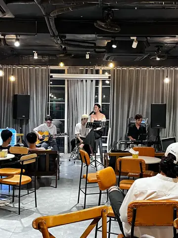 Top 10 Quán Cafe Acoustic Việt Nam Dành Cho Người Yêu Nhạc Top 10 Quán Cafe Acoustic Việt Nam Dành Cho Người Yêu Nhạc
