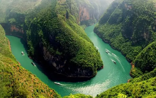 Hẻm Tu Sản Sông Nho Quế: Lịch Sử, Văn Hoá Và Những Điều Bạn Cần Biết
