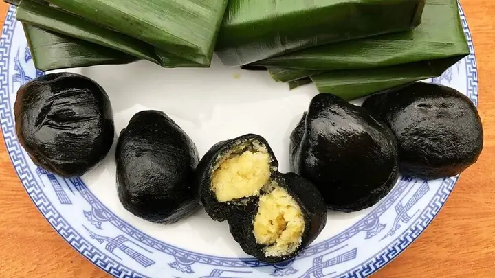 Hình Ảnh Bánh Ít Lá Gai: Món Ăn Đặc Trưng Miền Trung Việt Nam