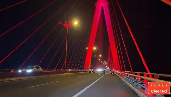 Bến Ninh Kiều Cần Thơ Về Đêm: Khám Phá Thiên Đường Ánh Sáng