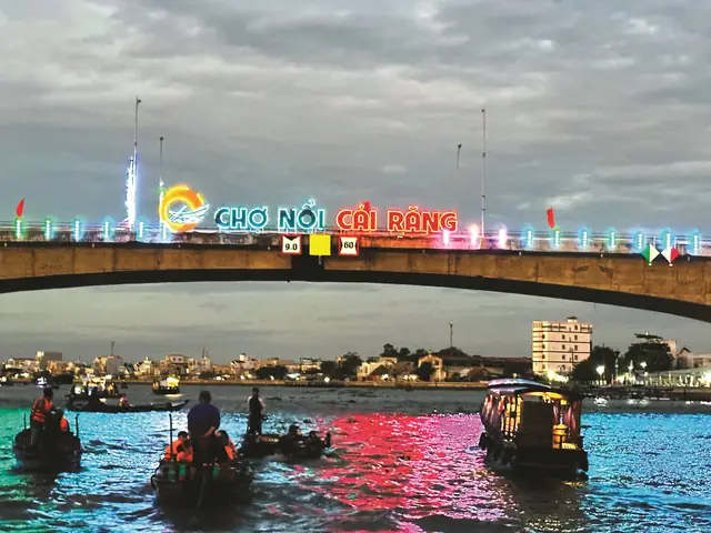 Khám Phá Chợ Nổi Cái Răng – Hướng Dẫn Du Lịch Chi Tiết