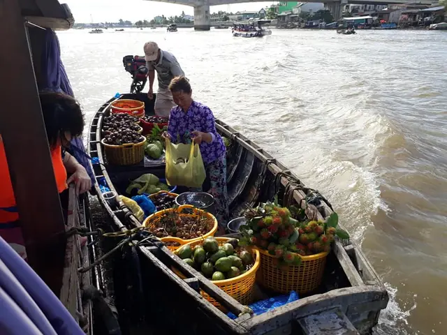 Hình Ảnh Chợ Nổi Cần Thơ Đẹp Nhất & Cẩm Nang Trải Nghiệm Thực Tế