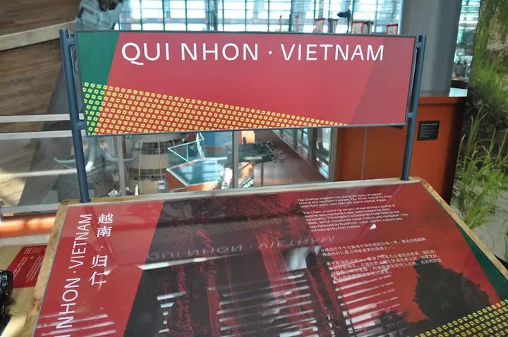 Con Đường Tơ Lụa Và Trịnh Hòa: Hành Trình Làm Chủ Biển Của Nhà Hàng Hải Vĩ Đại