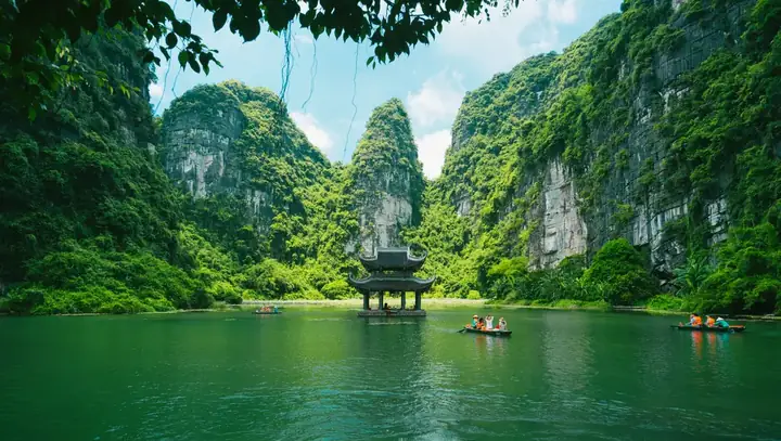 Top 10 Danh Lam Thắng Cảnh Việt Nam Nổi Tiếng