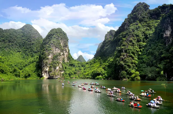 Hình Ảnh Du Lịch Việt Nam: Ngắm Phong Cảnh Đẹp & Tải Miễn Phí