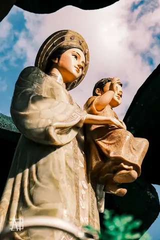 Hình Ảnh Đức Mẹ La Vang: Ý Nghĩa Tôn Giáo, Nơi Chiêm Ngưỡng Và Bảo Tồn Văn Hóa