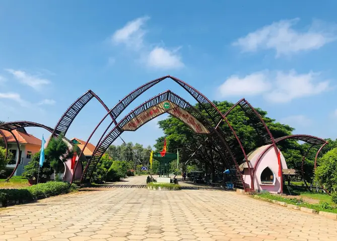 Khám Phá Làng Nổi Tân Lập: Hướng Dẫn Du Lịch Chi Tiết