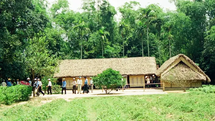 Khám Phá Làng Sen Quê Bác – Di Tích Lịch Sử Và Du Lịch