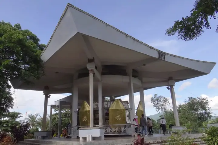 Lịch Sử Đau Thương Nhà Mồ Ba Chúc – Hành Trình Nhớ Người