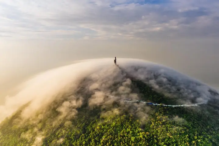 Núi Bà Đen Tây Ninh: Cẩm Nang Leo Núi Và Trải Nghiệm Toàn Diện Núi Bà Đen Tây Ninh: Cẩm Nang Leo Núi Và Trải Nghiệm Toàn Diện
