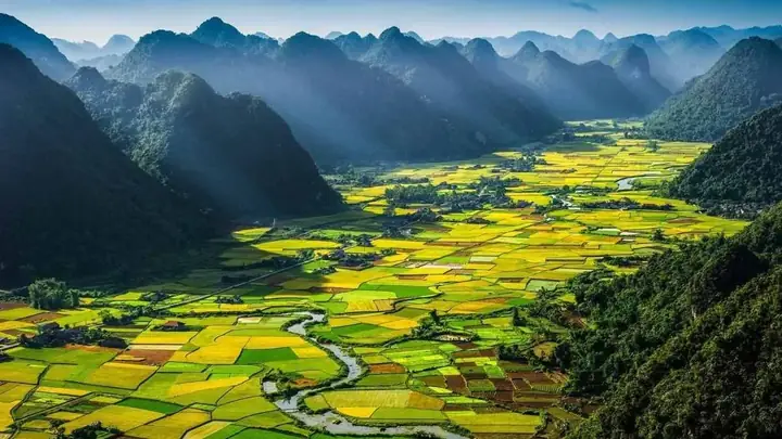 Khám Phá 15 Cảnh Đẹp Thiên Nhiên Việt Nam Dành Cho Du Khách