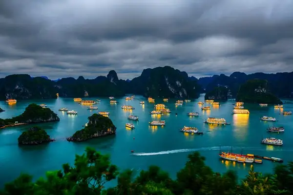 Khám Phá Văn Hoá Việt Nam Qua Hình Ảnh Và Nét Truyền Thống