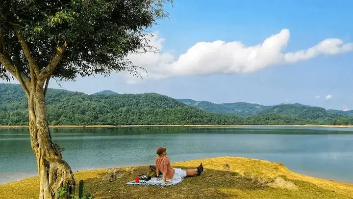 Hồ Phú Ninh Quảng Nam: Cẩm Nang Khám Phá Điểm Đến Sinh Thái Hoàn Hảo