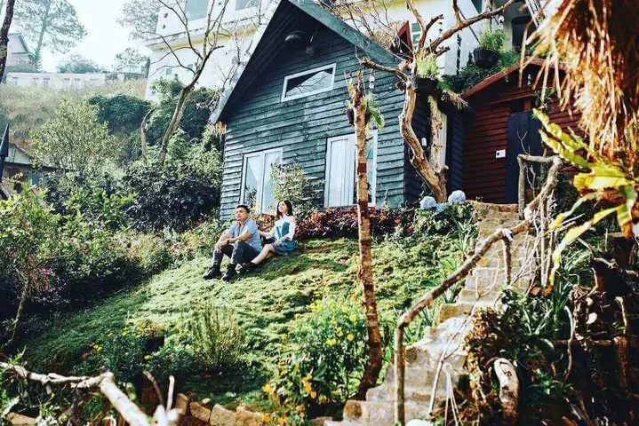 Homestay Đà Lạt Giá Rẻ Cho 2 Người – Hướng Dẫn Đặt Phòng Tiết Kiệm Và Đầy Đủ Tiện Nghi