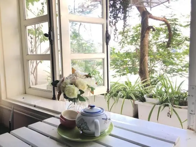 Homestay Hồ Tây: 10 Địa Điểm View Hồ Đẹp, Giá Tốt