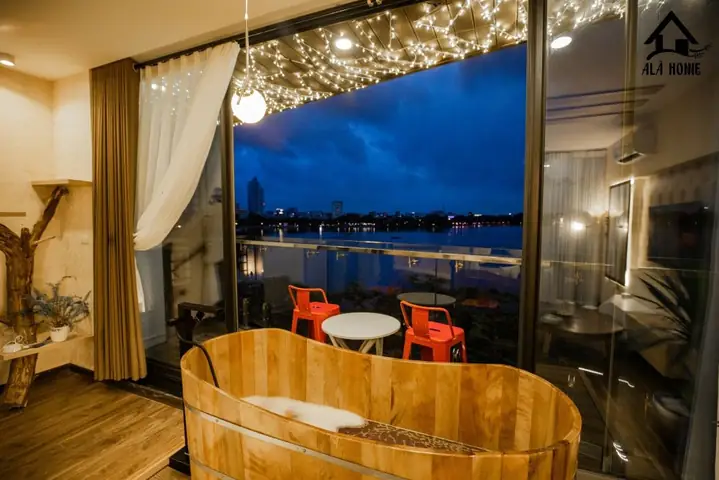 Homestay Hồ Tây: 10 Địa Điểm View Hồ Đẹp, Giá Tốt