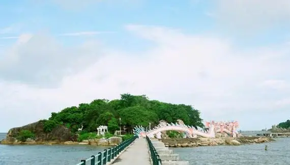 Hòn Đá Bạc Ở Cà Mau: Tất Tần Tật Những Thông Tin Cần Biết