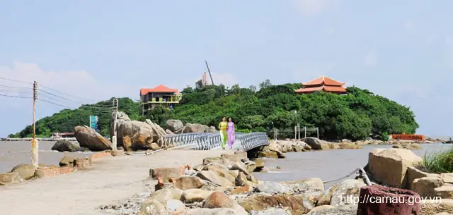 Hòn Đá Bạc Ở Cà Mau: Tất Tần Tật Những Thông Tin Cần Biết