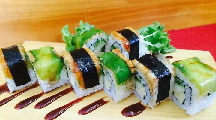 Khám Phá Hoshigami Sushi – Đánh Giá Thực Đơn & Địa Chỉ