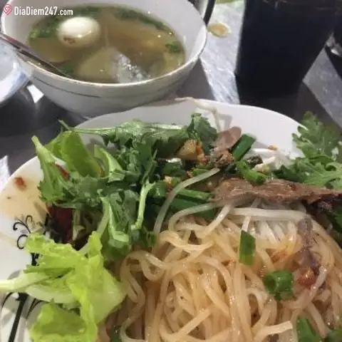 Top 5 Quán Hủ Tiếu Văn Vĩ Sa Đéc Ngon Nhất: Đánh Giá Chi Tiết Từ Người Dân Địa Phương