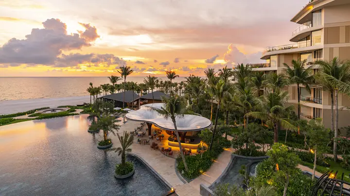 Intercontinental Phú Quốc Long Beach Resort – Hướng Dẫn Toàn Diện Cho Du Khách 2026