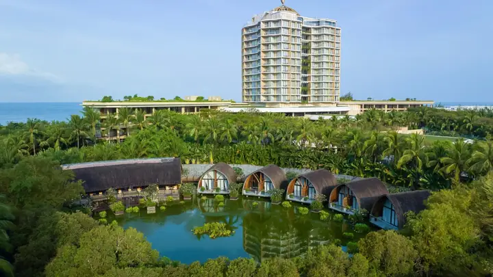 Intercontinental Phú Quốc Long Beach Resort – Hướng Dẫn Toàn Diện Cho Du Khách 2026