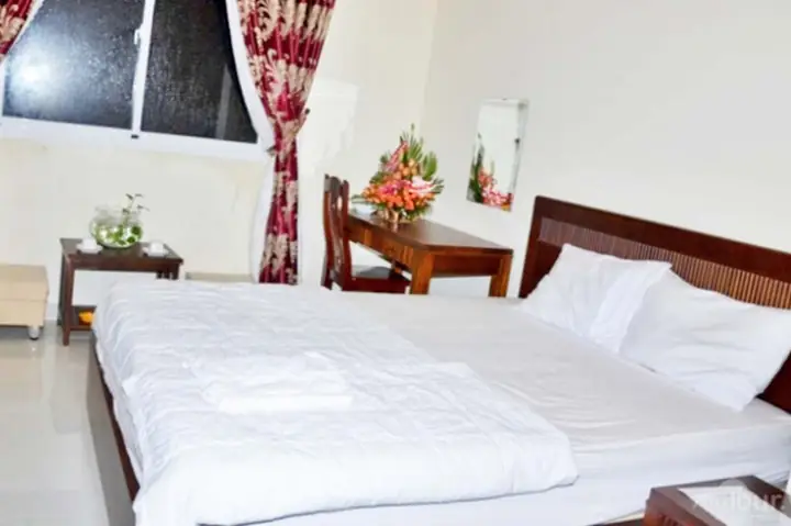 Khách Sạn Bảy Nghĩa Đà Lạt: Đánh Giá, Giá & Địa Chỉ