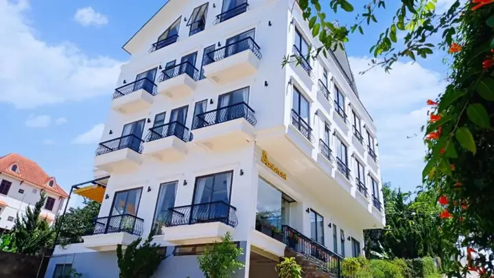 Khám Phá Amia Dalat: Đánh Giá, Giá Phòng & Tiện Nghi Cho Du Khách Khám Phá Amia Dalat: Đánh Giá, Giá Phòng & Tiện Nghi Cho Du Khách