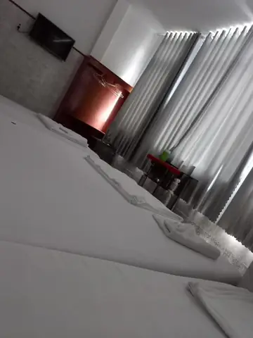 Đánh Giá Khách Sạn Ánh Sáng Cần Thơ: Giá, Vị Trí & Tiện Nghi Đánh Giá Khách Sạn Ánh Sáng Cần Thơ: Giá, Vị Trí & Tiện Nghi