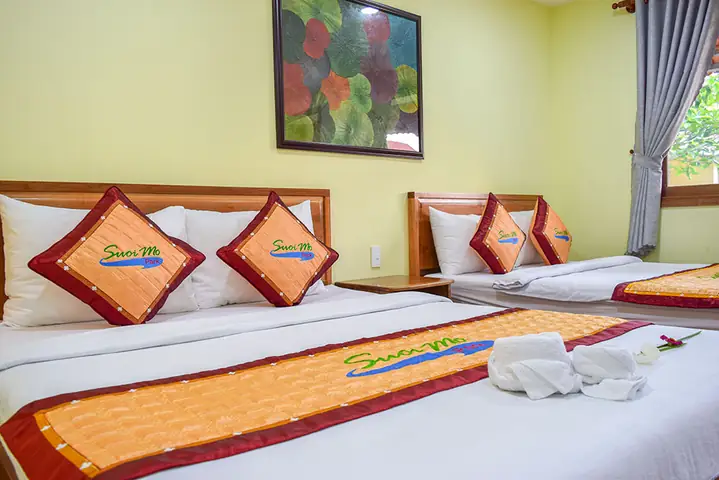 Khách Sạn Bằng Lăng: Tiện Nghi, Giá Và Dịch Vụ