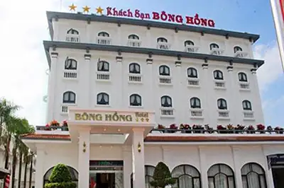 Đánh Giá Khách Sạn Bông Hồng: Tiện Nghi, Vị Trí & Giá
