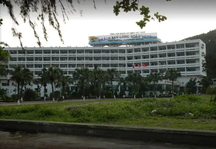 Khách Sạn Công Đoàn Đồ Sơn: Đánh Giá & Đặt Phòng