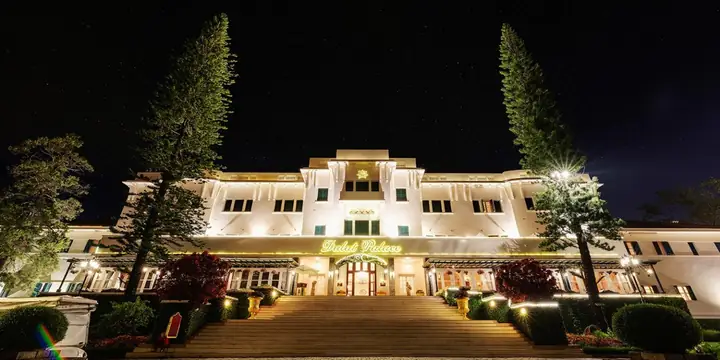 Khám Phá Dalat Palace Heritage Hotel – Phòng Deluxe, Suite & Villa Cho Trải Nghiệm Sang Trọng Khám Phá Dalat Palace Heritage Hotel – Phòng Deluxe, Suite & Villa Cho Trải Nghiệm Sang Trọng