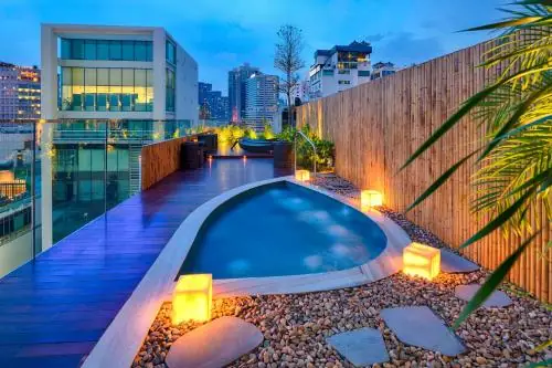 Đánh Giá Chi Tiết Top Khách Sạn Gần Đường Hai Bà Trưng Quận 1: Từ Sang Trọng Đến Tiết Kiệm